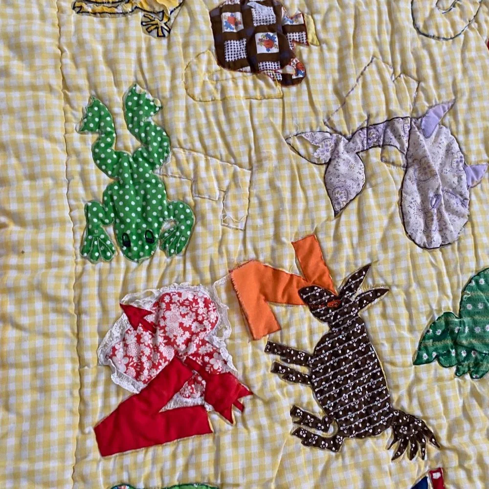 Unbranded machine embroidered